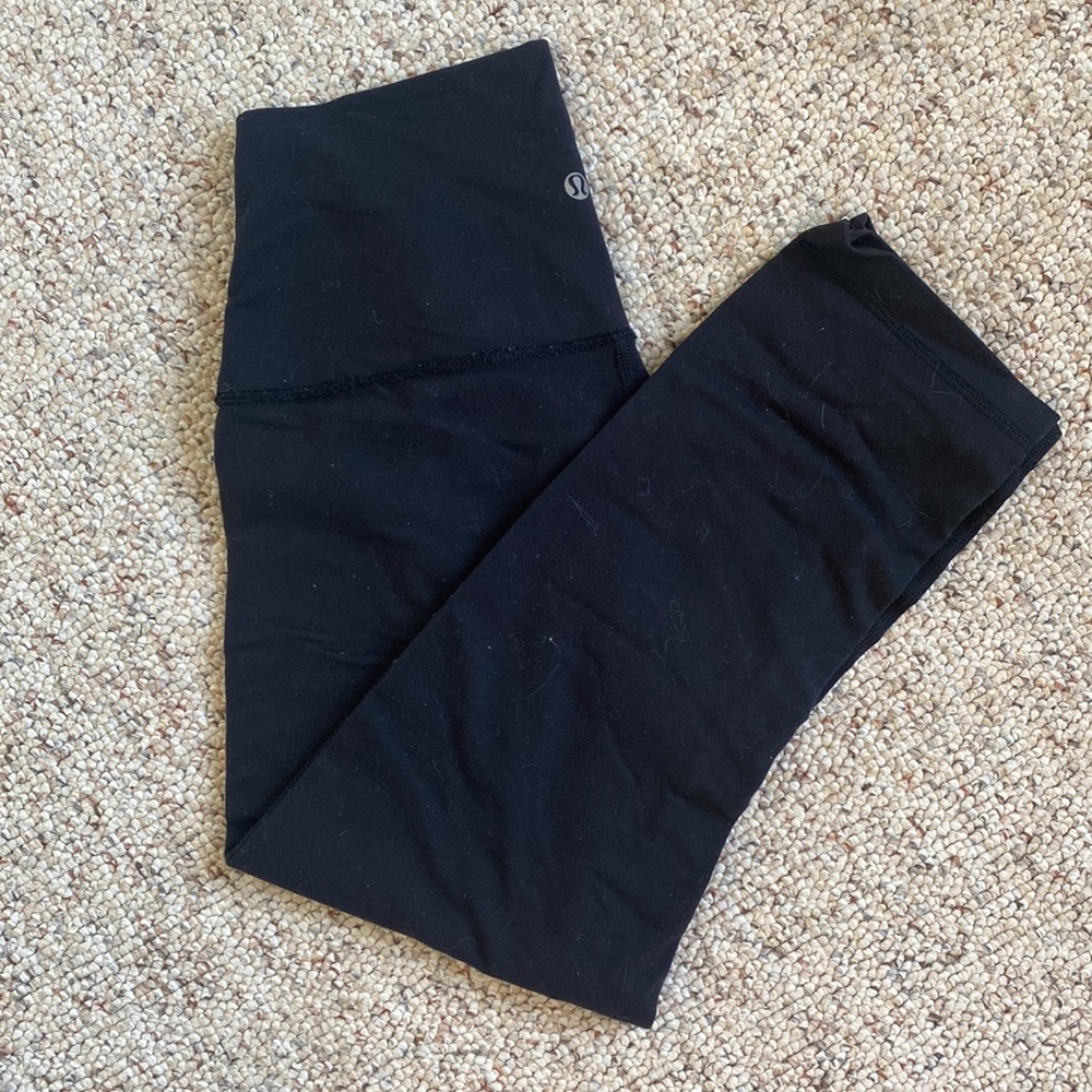 Lululemon cropped high rise leggings